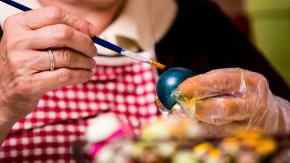 Italijanke jaja nikada ne mažu uljem: Koriste stari trik za stakleni sjaj - a ne lepi se ništa za prste