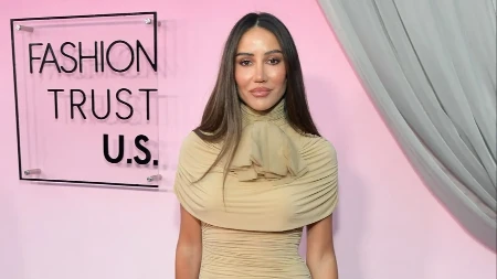 Sve su dobro obučene, ali naše devojke oborile sa nogu sve: Šeron Ston u drugom planu kada su se pojavile Tamara Kalinić i Nina Seničar