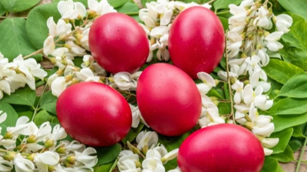 Ovako monasi sa Hilandara farbaju jaja za Uskrs: Ne koriste veštačke boje, samo ova 4 sastojka