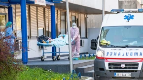 Doktor otkrio test od 60 sekundi koji može da spase život: Ako primetite ovaj znak, odmah zovite Hitnu pomoć