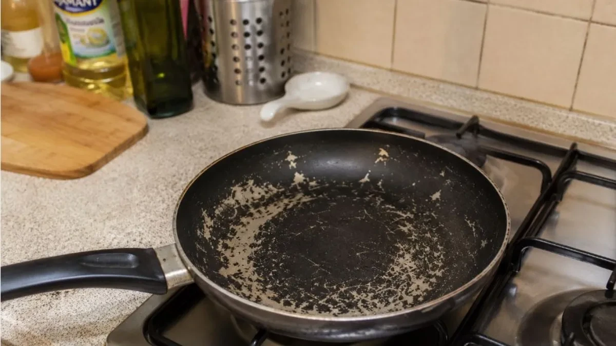 Lekar moli ljude da beže od ovakvog posuđa: Odmah ga bacite u smeće