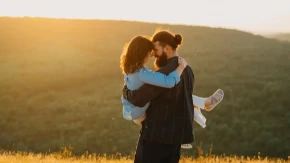 Zbog žene idu u vatru! Tri znaka u kojima se rađaju najverniji muškarci