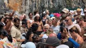 Ljudi zapanjeni gužvom na poznatoj plaži: „Ovo više nije odmor, već haos“