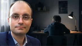 Ako dete uvek sedi po strani, ima glavobolje, hronični umor… Psiholog za Mame.rs o opasnim posledicama