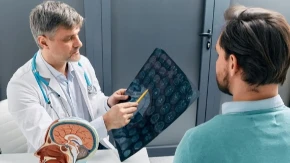 Neurolog otkriva: Ove 3 stvari nikada ne radim jer uzrokuju moždani udar