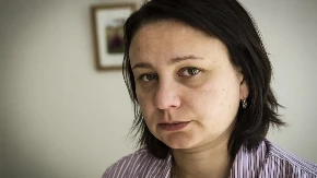 Imala sam 5 godina kada me majka ostavila u prodavnici i nestala! Jezive reči koje je tada izgovorila pamtiću dok sam živa