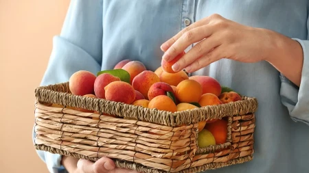 Ko ne sme da jede kajsije? Osobe koje imaju ovu bolest bolje da ih izbegavaju
