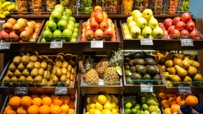 Voćka koja ima više vitamina C od pomorandže: Čuva creva i jetru - a koristi se vekovima