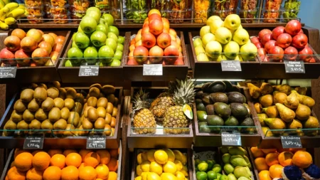 Voćka koja ima više vitamina C od pomorandže: Čuva creva i jetru - a koristi se vekovima