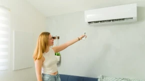 Ovo dugme na klimi skoro niko ne koristi: Smanjuje račun za struju i hladi brže