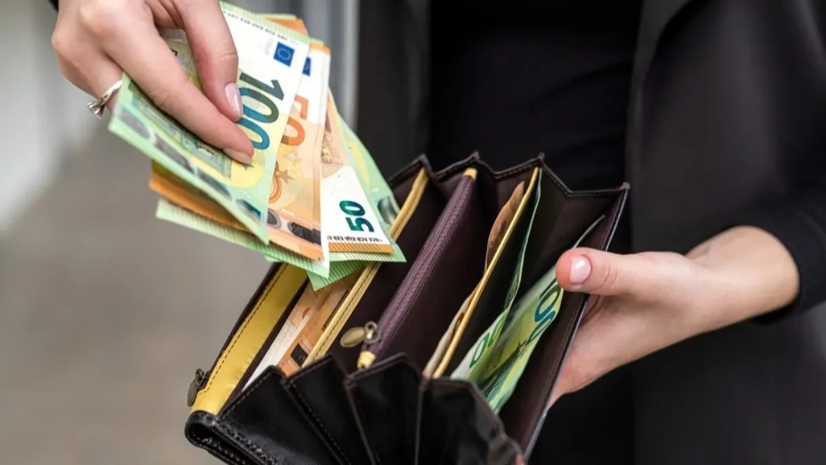 Plivaće u parama do 2031. godine! Za 4 znaka horoskopa neće više biti besparice
