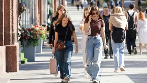 Momentalno deluje: Pritisnite hladnom vodom ove tačke na telu i za minut ćete se rashladiti i na plus 35