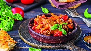 Nikada više nećete spremiti običan, nego... Bećarac zbog kog bi vam i kuvari pozavideli, 4 trika menjaju ukus