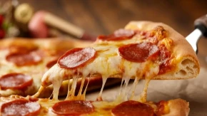 Svi traže recept za picu bez kvasca! Testo gotovo za 20 minuta, samo 2 sastojka su vam potrebna