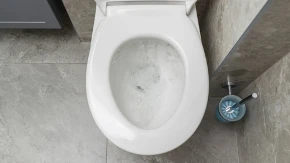 Štedi vreme i živce: Žute fleke u WC šolji nestaju gotovo same, treba vam jedan sastojak koji imate u kuhinji
