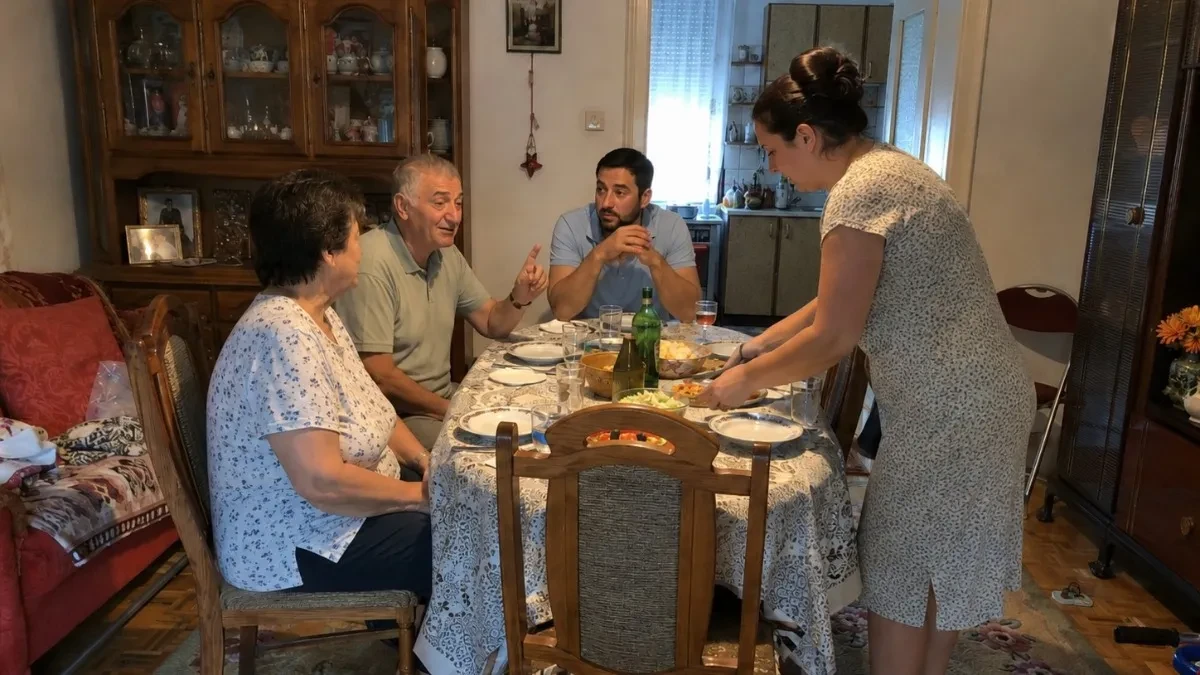 Da sam bio pametan, ne bih dizao sprat, kupio bih stan! Srbi priznali šta ih razara u životu sa roditeljima, ovo im je najgore