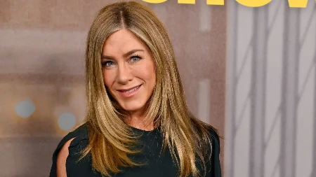 Nećete verovati kako izgleda Dženifer Aniston kada je zaista voljena! Slike sa novim dečkom govore sve