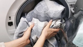 Većina greši kada pere posteljinu: Samo ova temperatura uklanja ono što se ne vidi golim okom