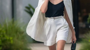 Žene ovog leta masovno skidaju helanke: Ove kratke pantalone nose od jutra do mraka, a razlog će vam biti jasan čim ih obučete
