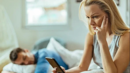Kažu da vole muža, a varaju ga: Istraživanje otkriva zašto udate žene traže ljubavnike