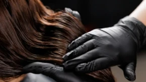 Najlepša smeđa nijansa leta: Zbog nje ponestaju termini u salonima, frizerke se ubijaju od posla