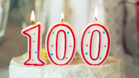 Blizanci napunili 100 godina: Dočekali neverovatan jubilej, ali stariji brat ih je pretekao