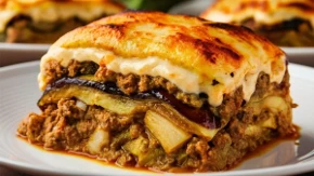 1000 puta bolja od obične, mekša je i ukusnija: Recept za najsočniju musaku, ali sa patlidžanom