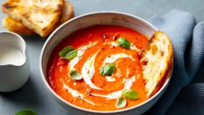 Vraća u život na + 40: Pikantna paradajz čorba, na kafanski način! (RECEPT)