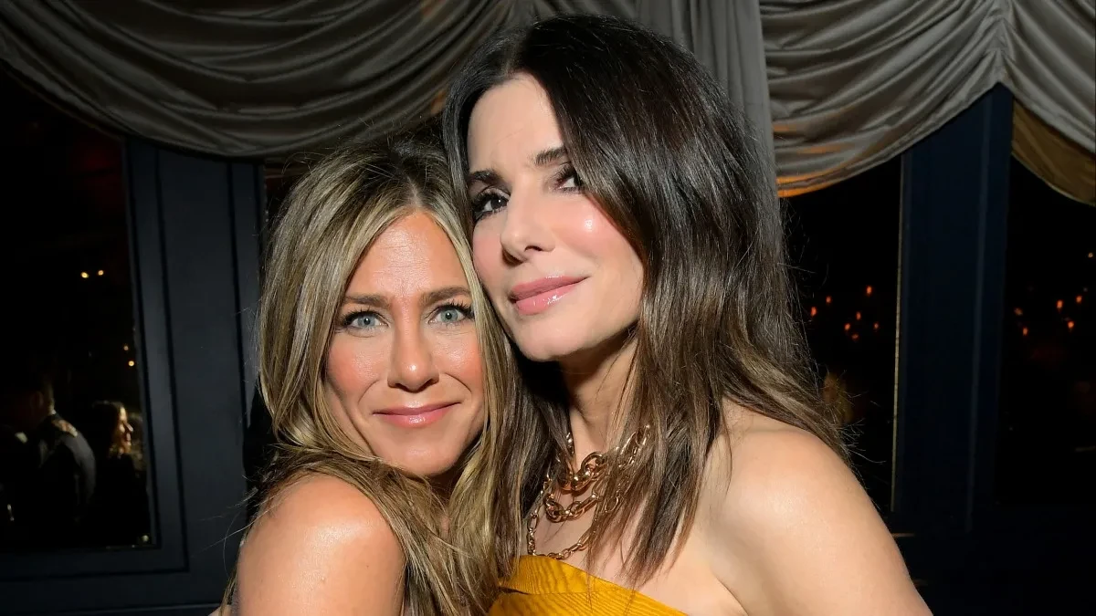 „Delile smo dečka!“: Ovaj glumac je smuvao Dženifer Aniston i Sandru Bulok!