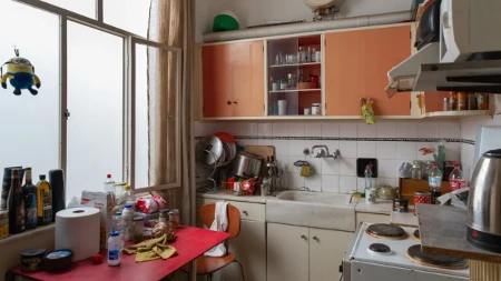 Ustajali miris vas izluđuje? Jedna greška ga vraća iznova, evo kako da ga uklonite