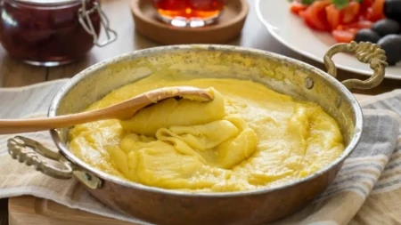 Nekada su ga jeli jer ništa drugo nije bilo, danas svi traže recept: Starinsko jelo od nekoliko sastojaka ponovo osvaja Balkan