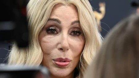 Šer žestoko udarila na snaju: „Juri pare i slavu, a moj sin čami u ustanovi!“
