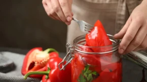 Recept star 40 godina za barenu papriku: Jednom je napravite, pravićete je svake godine