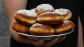 Masovno se traži recept za lažne krofne bez kvasca: Ne upijaju ni kap ulja, a uspevaju svima